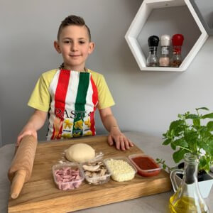 szymek pizza 300x300 - Strona główna